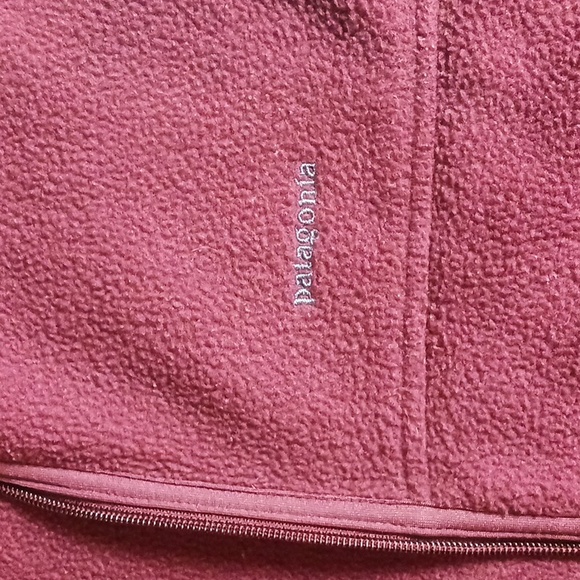 Vintage Patagonia Synchilla Maroon Fleece Vest Outdoor Hiking Adventure Size L - Picture 9 of 10